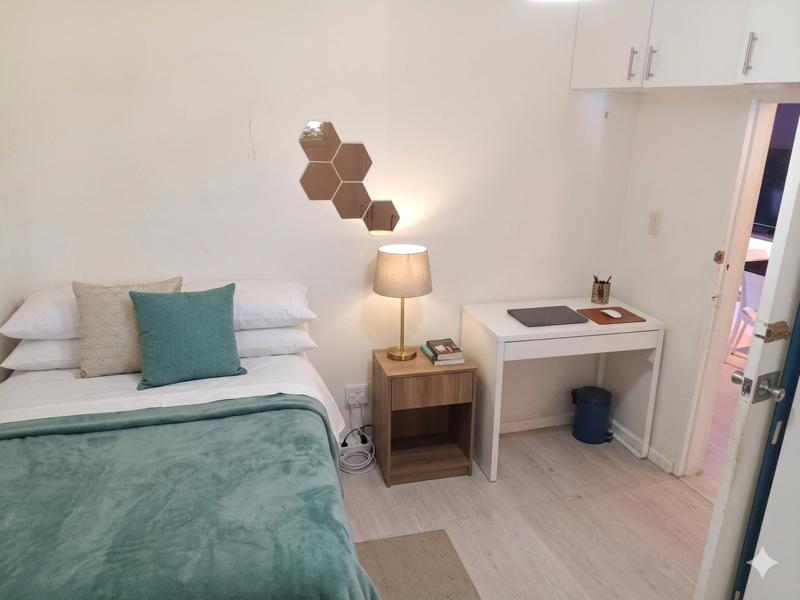 To Let 2 Bedroom Property for Rent in Cape Town City Centre Western Cape